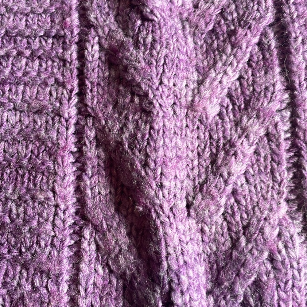 Knit sweater - Picture 2 of 6